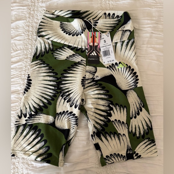 Adidas women’s Farm Bike Shorts - Picture 3 of 7